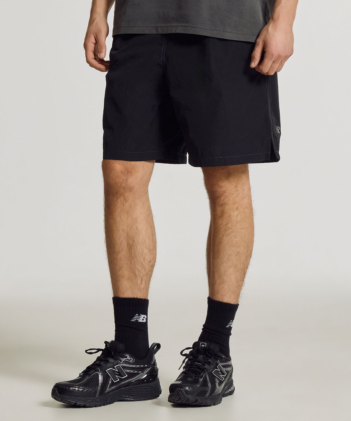 뉴발란스(NEW BALANCE) NBNVF31743 / UNI Ndurance 4.5부 우븐 쇼츠 (BLACK)