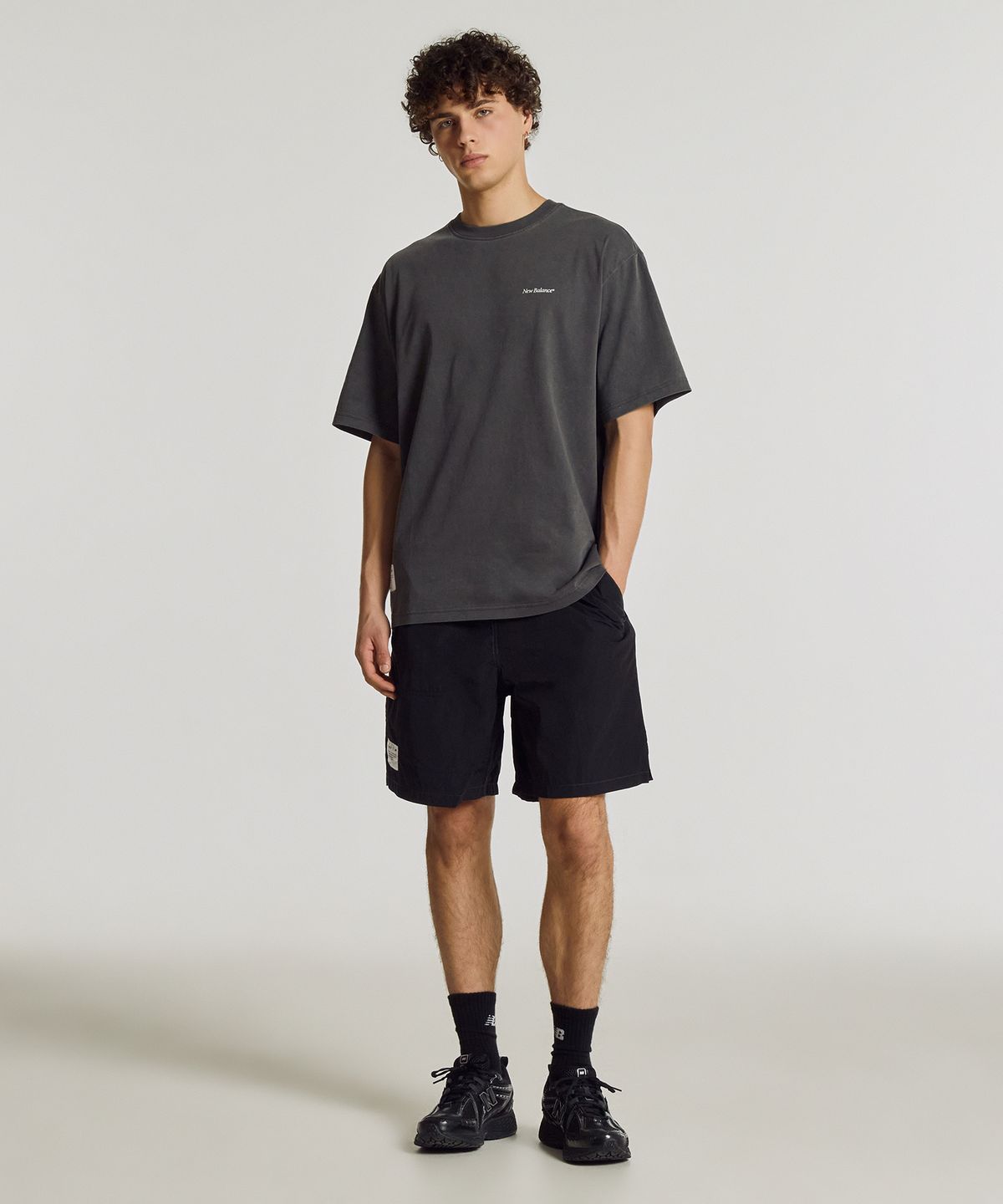 뉴발란스(NEW BALANCE) NBNVF31743 / UNI Ndurance 4.5부 우븐 쇼츠 (BLACK)