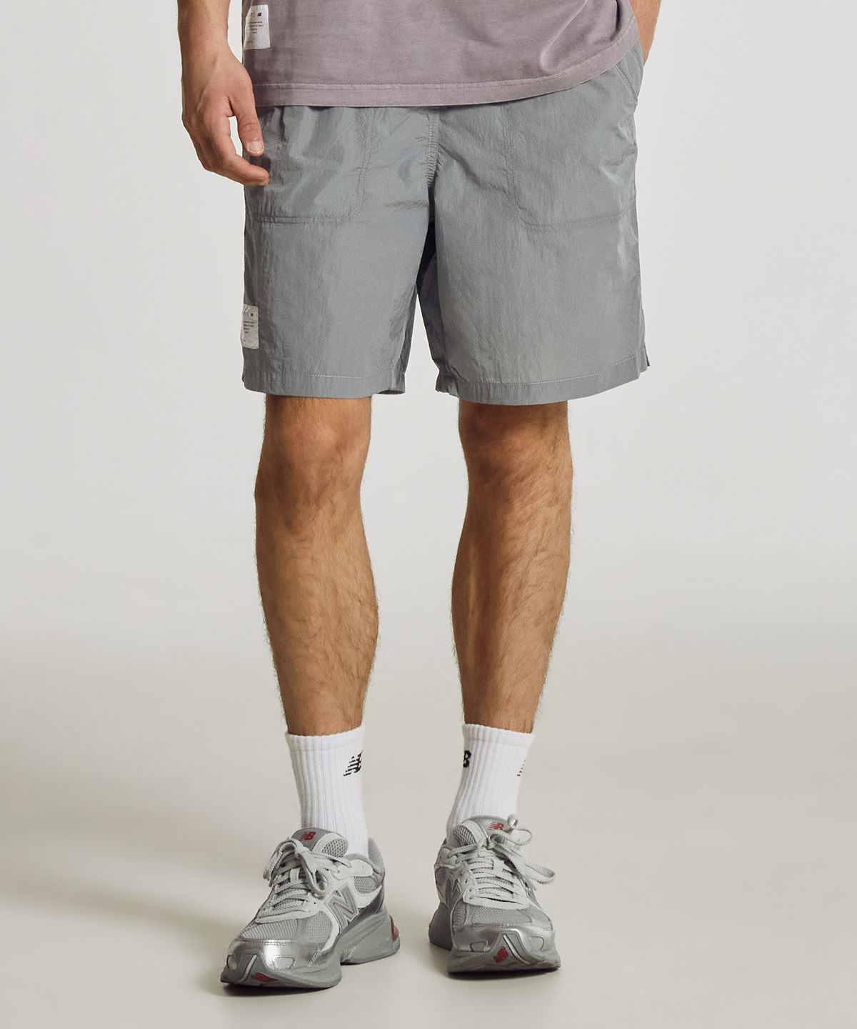 뉴발란스(NEW BALANCE) NBNVF31743 / UNI Ndurance 4.5부 우븐 쇼츠 (GRAY)