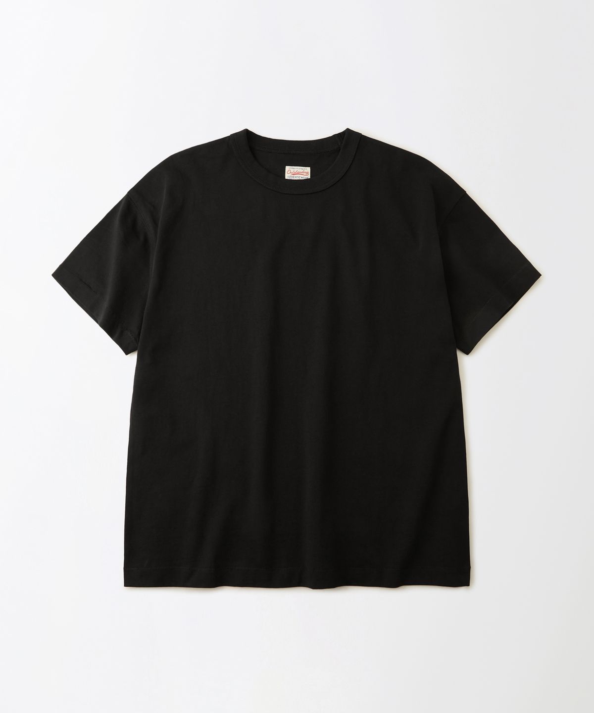 아웃스탠딩(OUTSTANDING) [2PACK] CROP FIT HALF SLEEVE TEE_OFF WHITE/BLACK