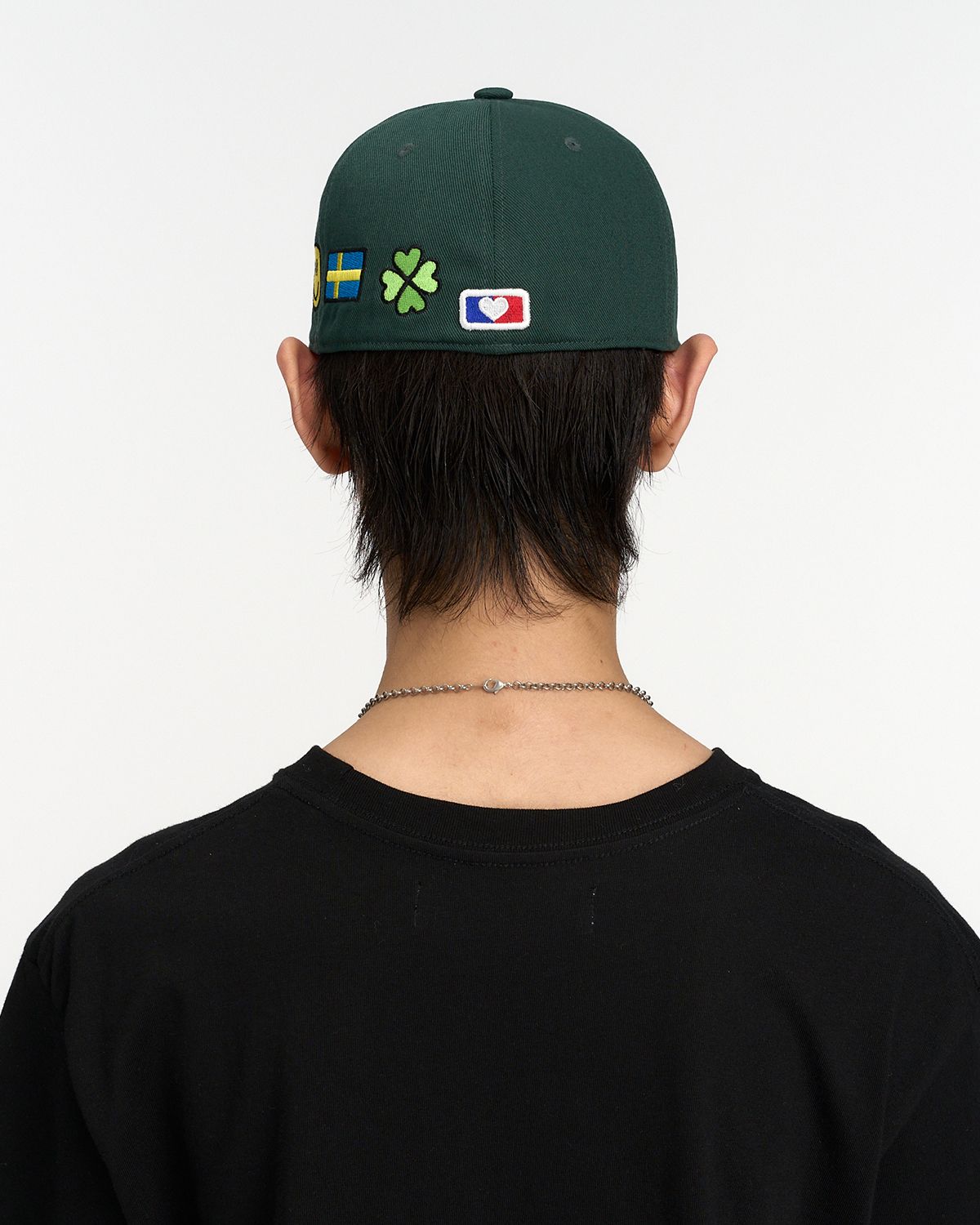 더뮤지엄비지터(THEMUSEUMVISITOR) ART ICON EMBROIDERY CAP (GREEN)