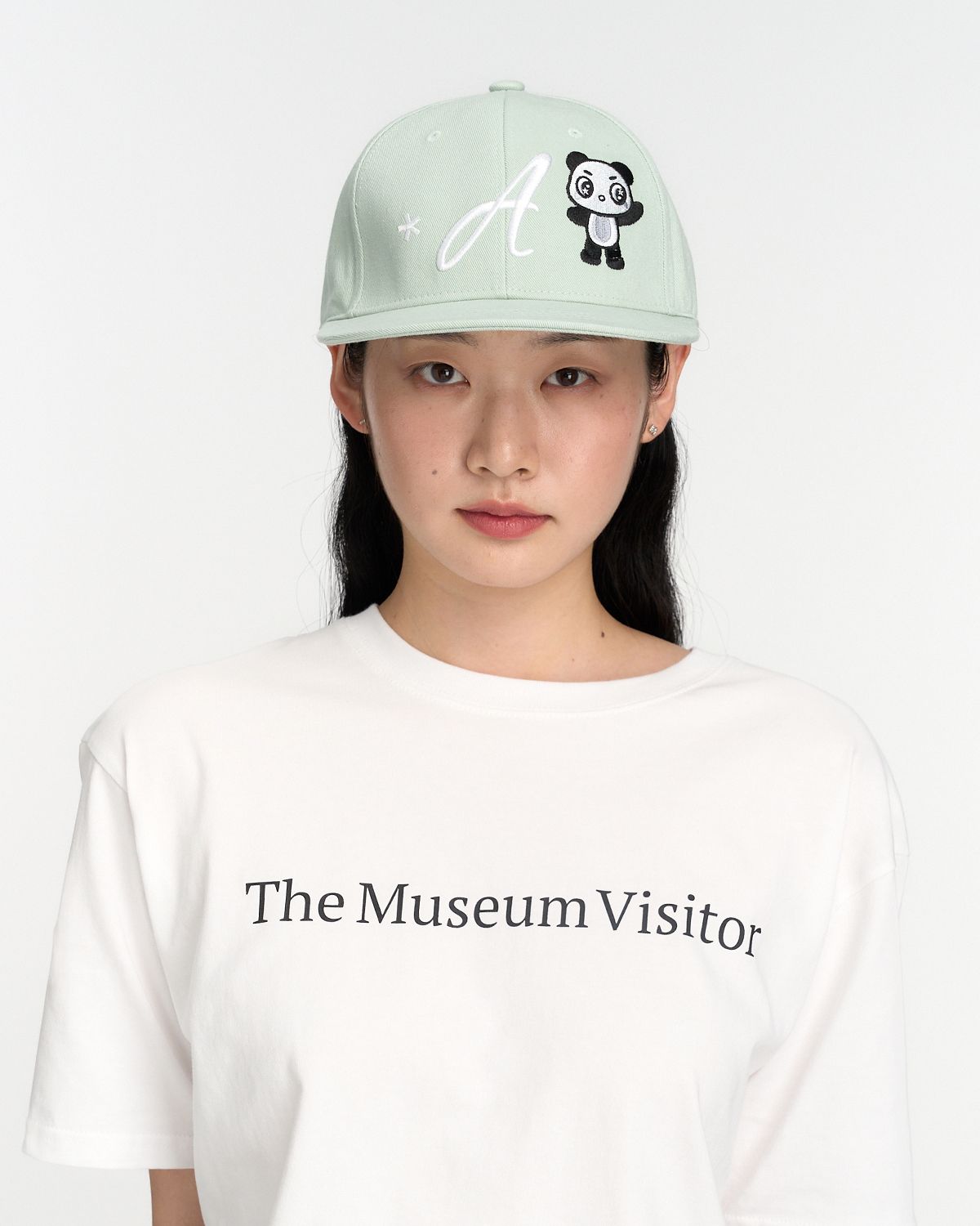더뮤지엄비지터(THEMUSEUMVISITOR) PANDA EMBROIDERY CAP (MINT)