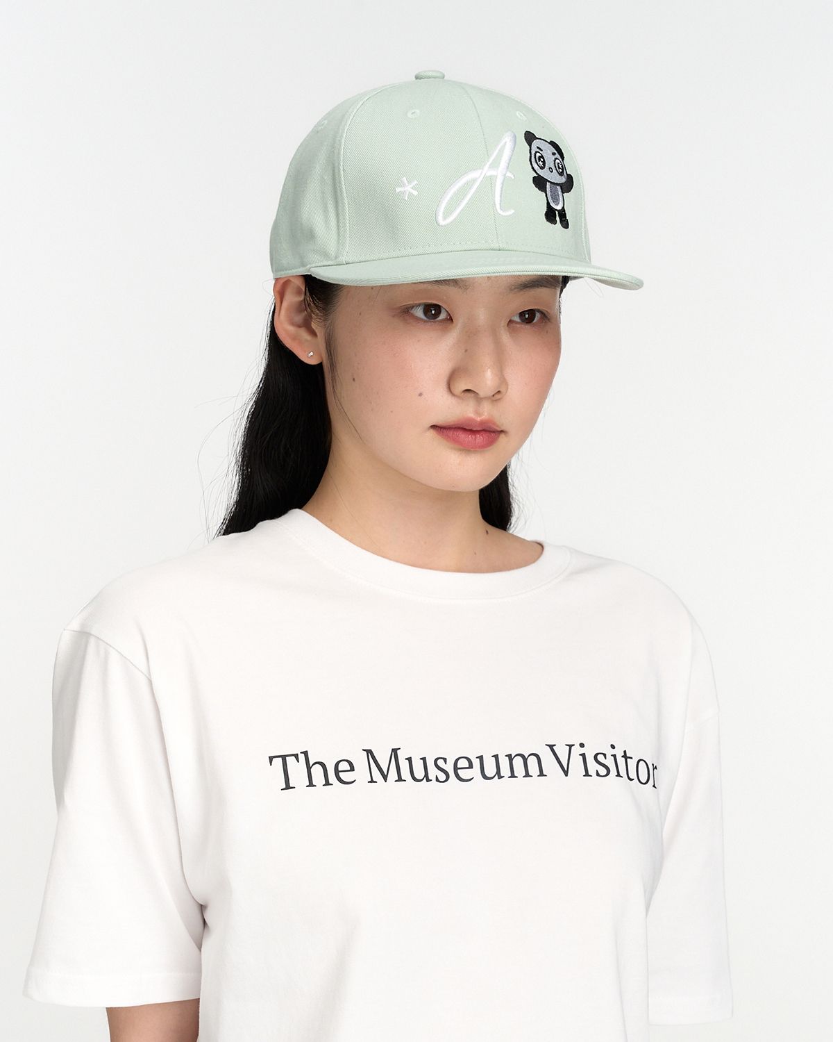 더뮤지엄비지터(THEMUSEUMVISITOR) PANDA EMBROIDERY CAP (MINT)