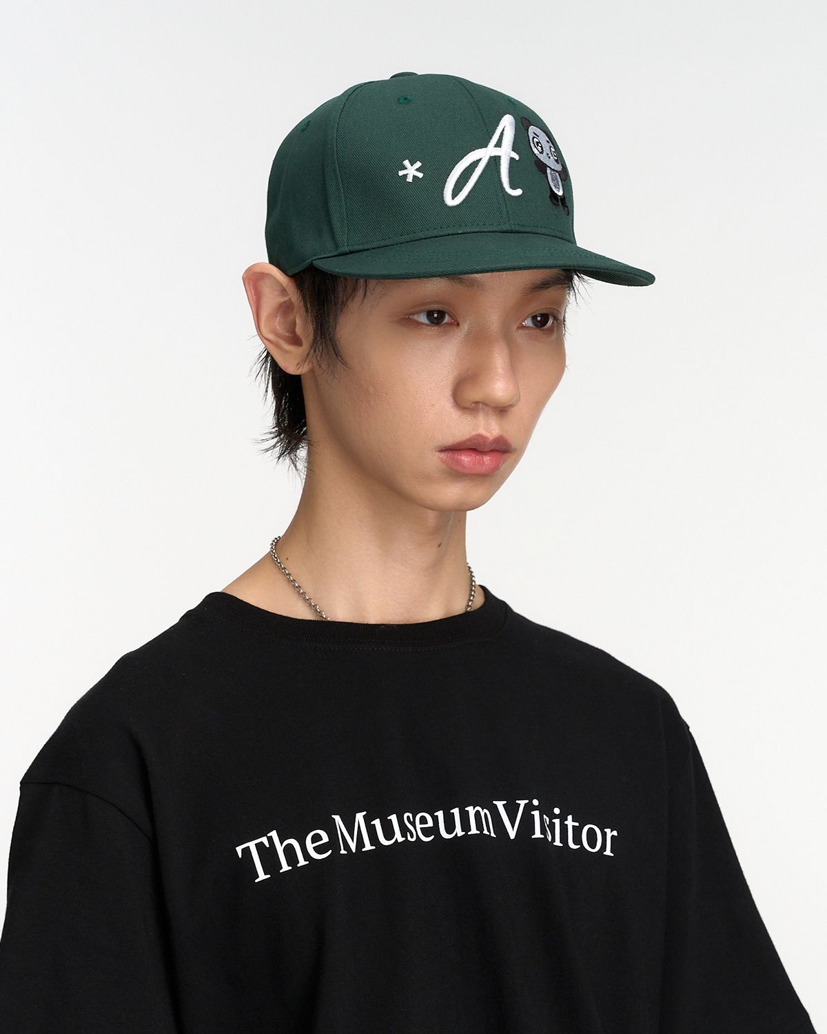 더뮤지엄비지터(THEMUSEUMVISITOR) PANDA EMBROIDERY CAP (GREEN)