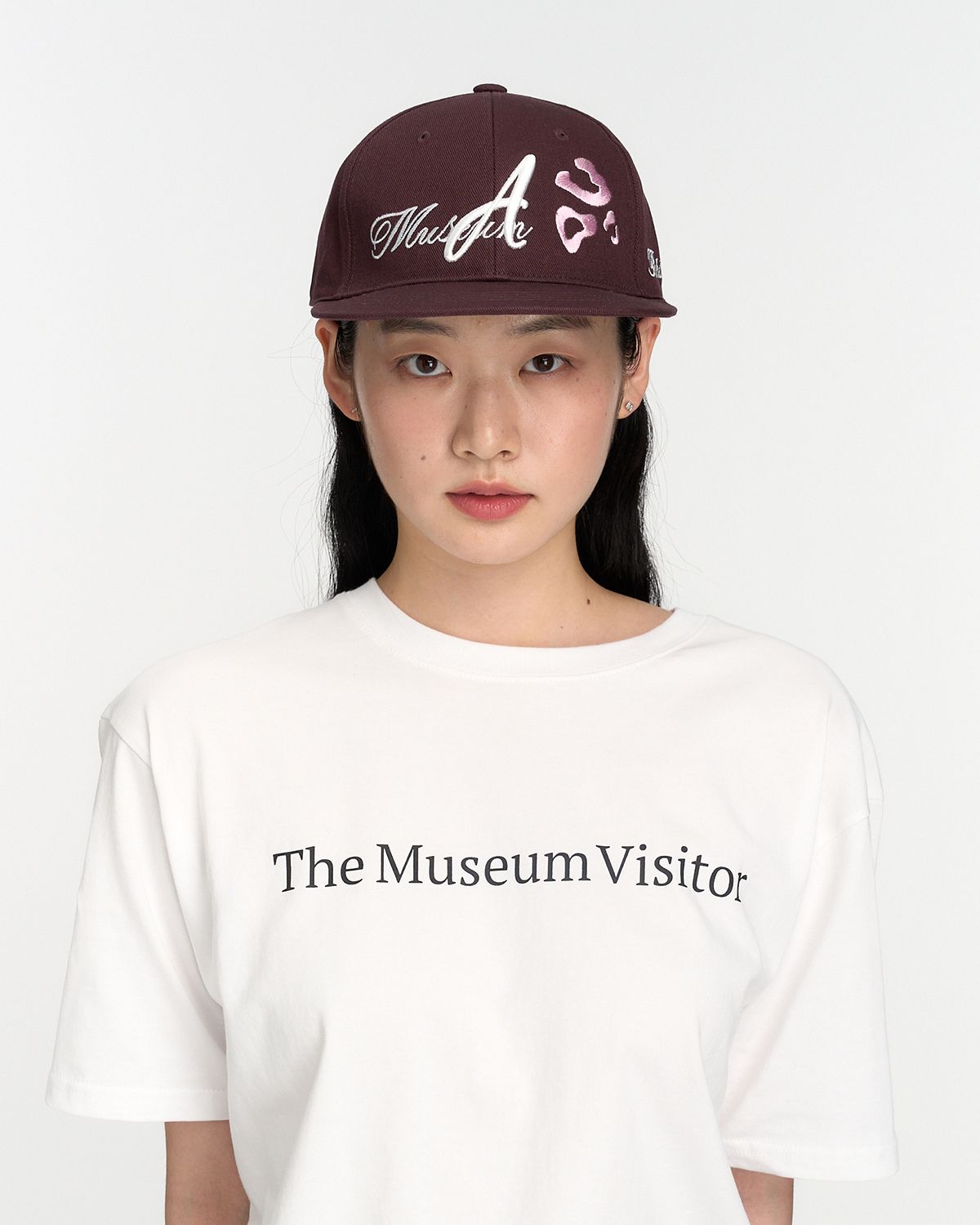 더뮤지엄비지터(THEMUSEUMVISITOR) LEOPARD EMBROIDERY CAP (WINE)