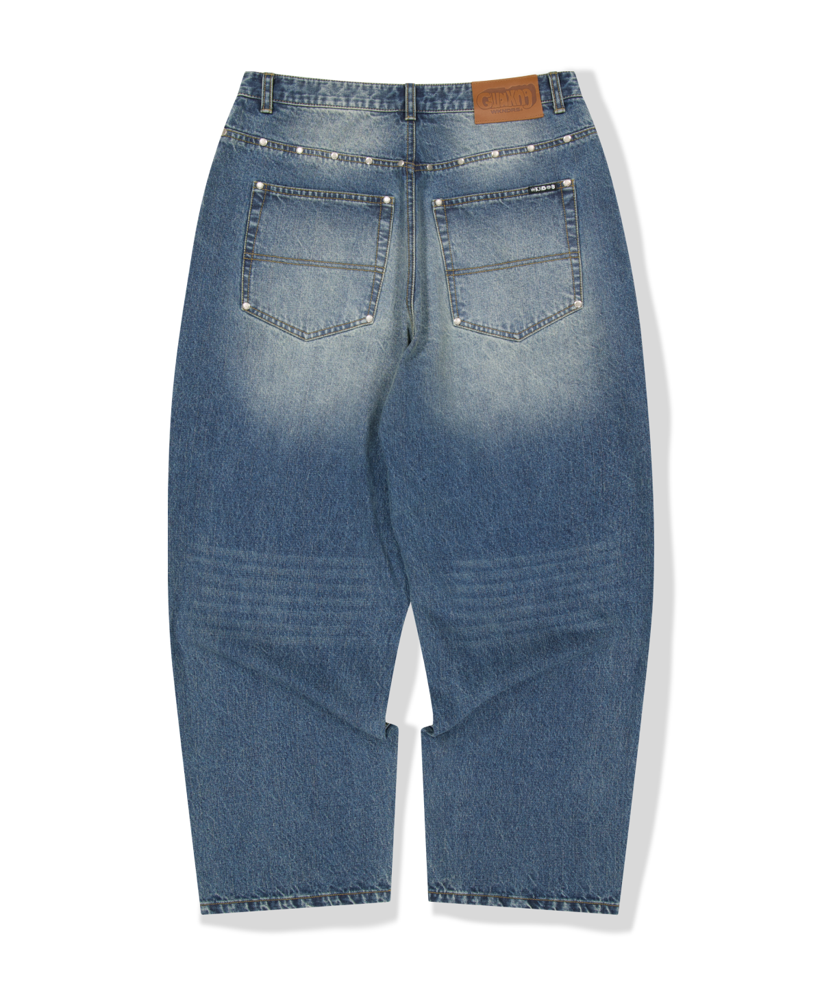 위캔더스(WKNDRS) [WKNDRS x GWAXNG] DULLY STUDDED DENIM PANTS (DENIM)