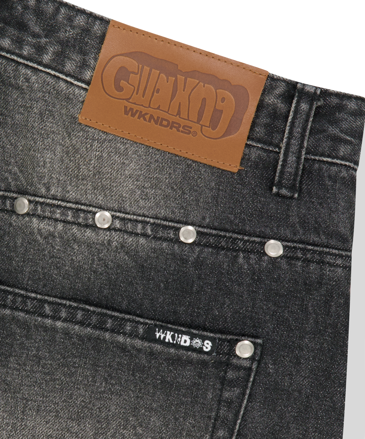 위캔더스(WKNDRS) [WKNDRS x GWAXNG] DULLY STUDDED DENIM PANTS (BLACK)