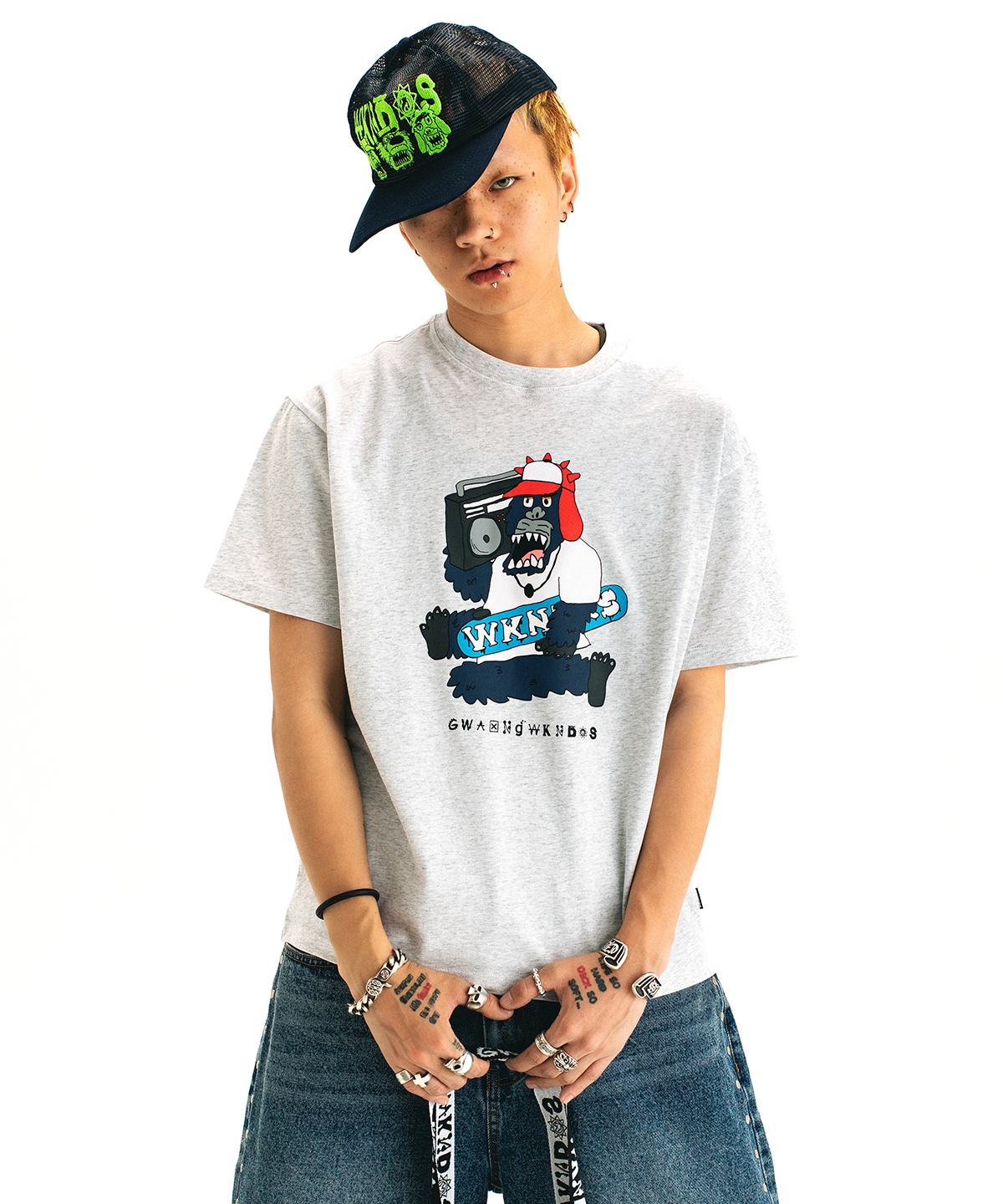 위캔더스(WKNDRS) [WKNDRS x GWAXNG] SNARL BOOMBOX T-SHIRT (L.GREY)