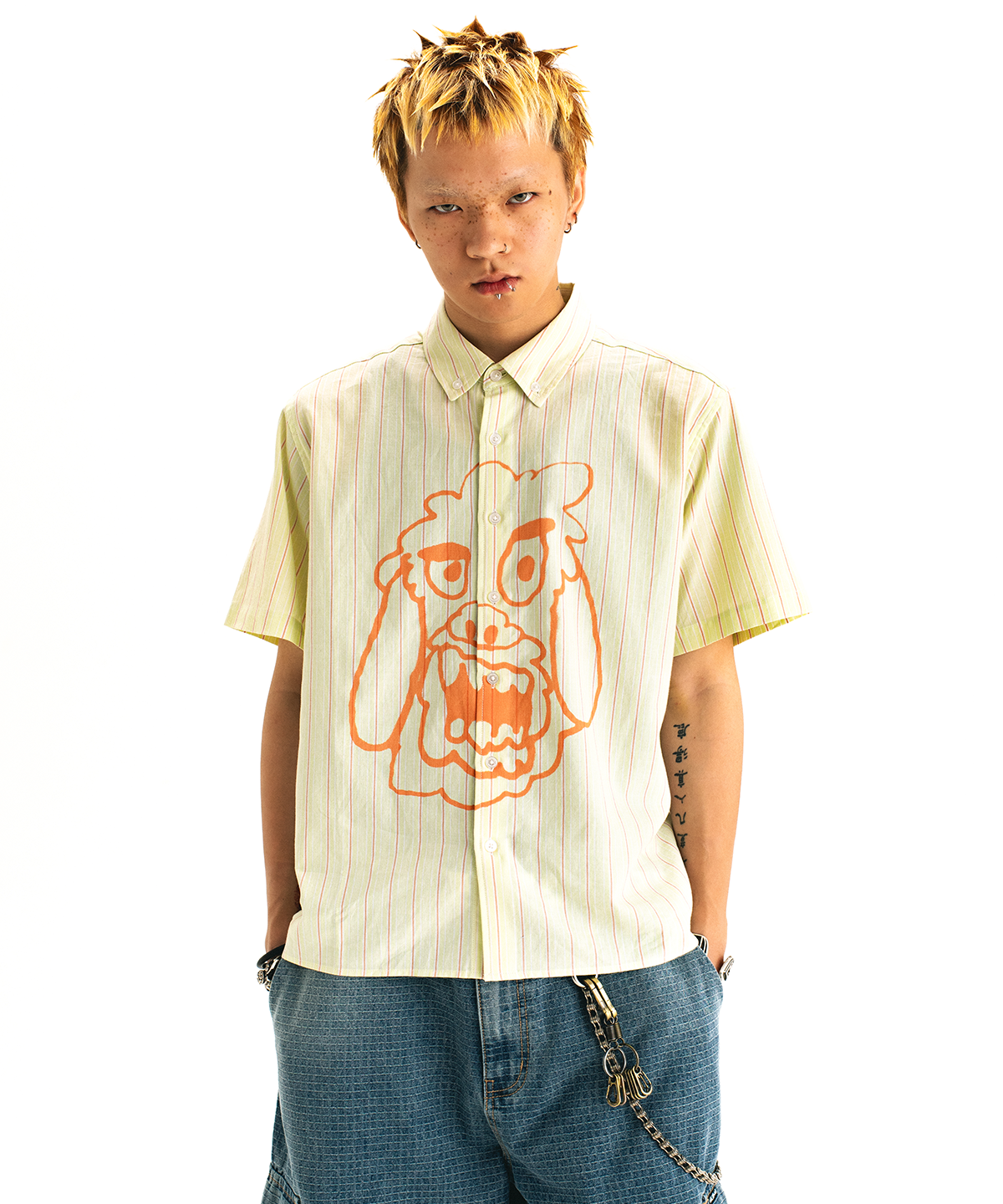 위캔더스(WKNDRS) [WKNDRS x GWAXNG] ITCHY STRIPED SS SHIRT (LIME)