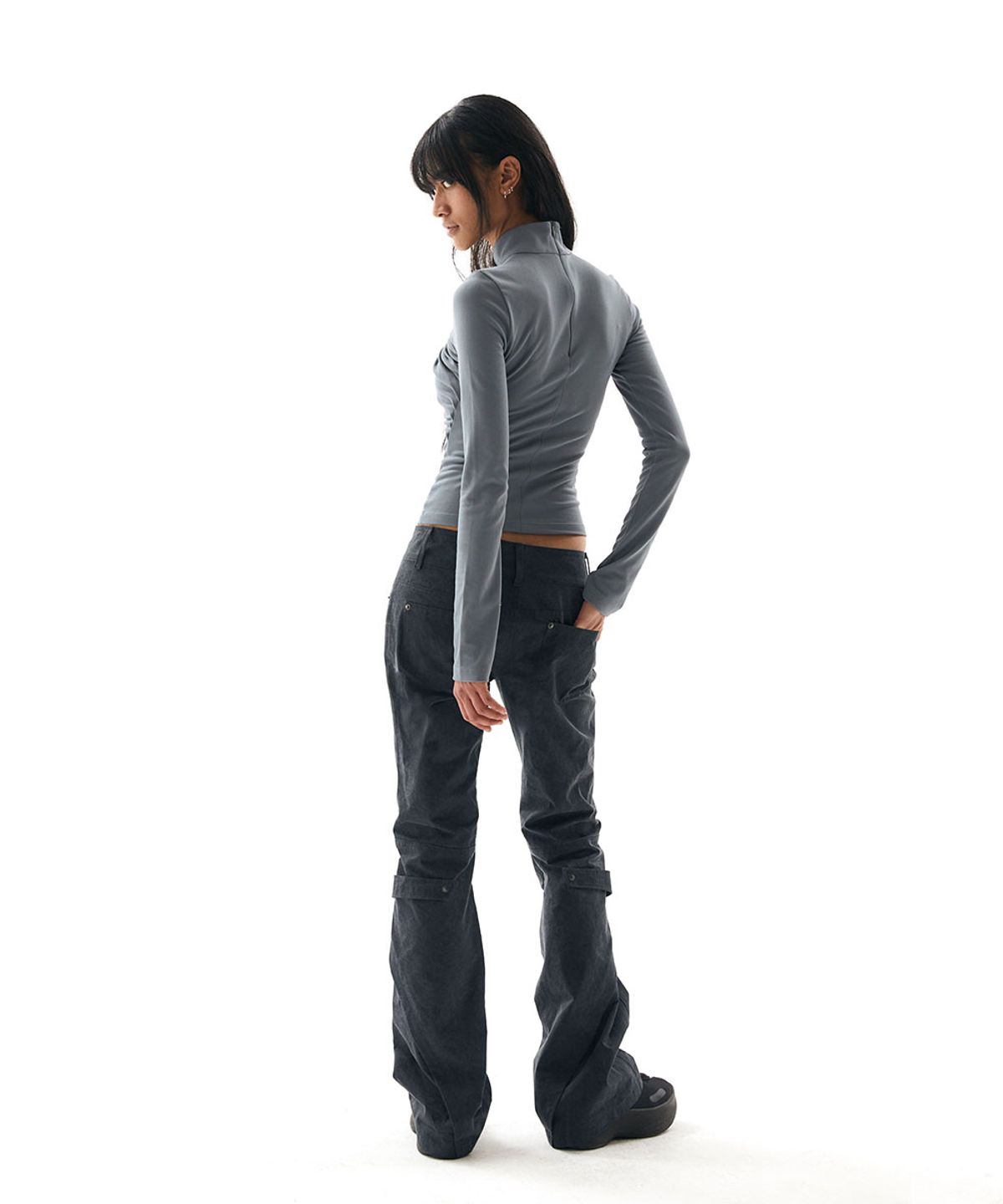 디프런티스(DIFFERENTIS) Moto Fit Pants (SG)