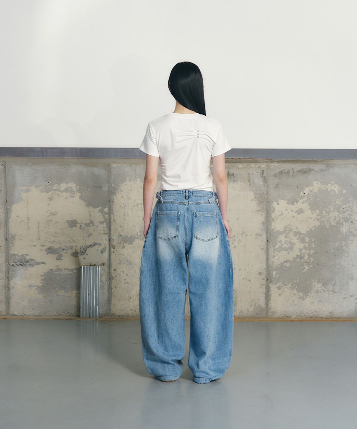 언유즈랩(UNUSEDLAB) 트리플 하트 우먼즈 반팔 티셔츠 [화이트]