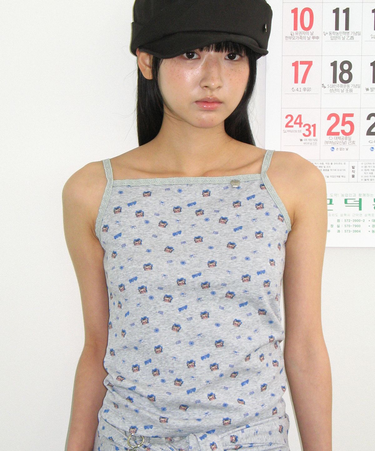 론론(RONRON) BETTY BOOP PATTERN LACE SQUARE SLEEVELESS GREY