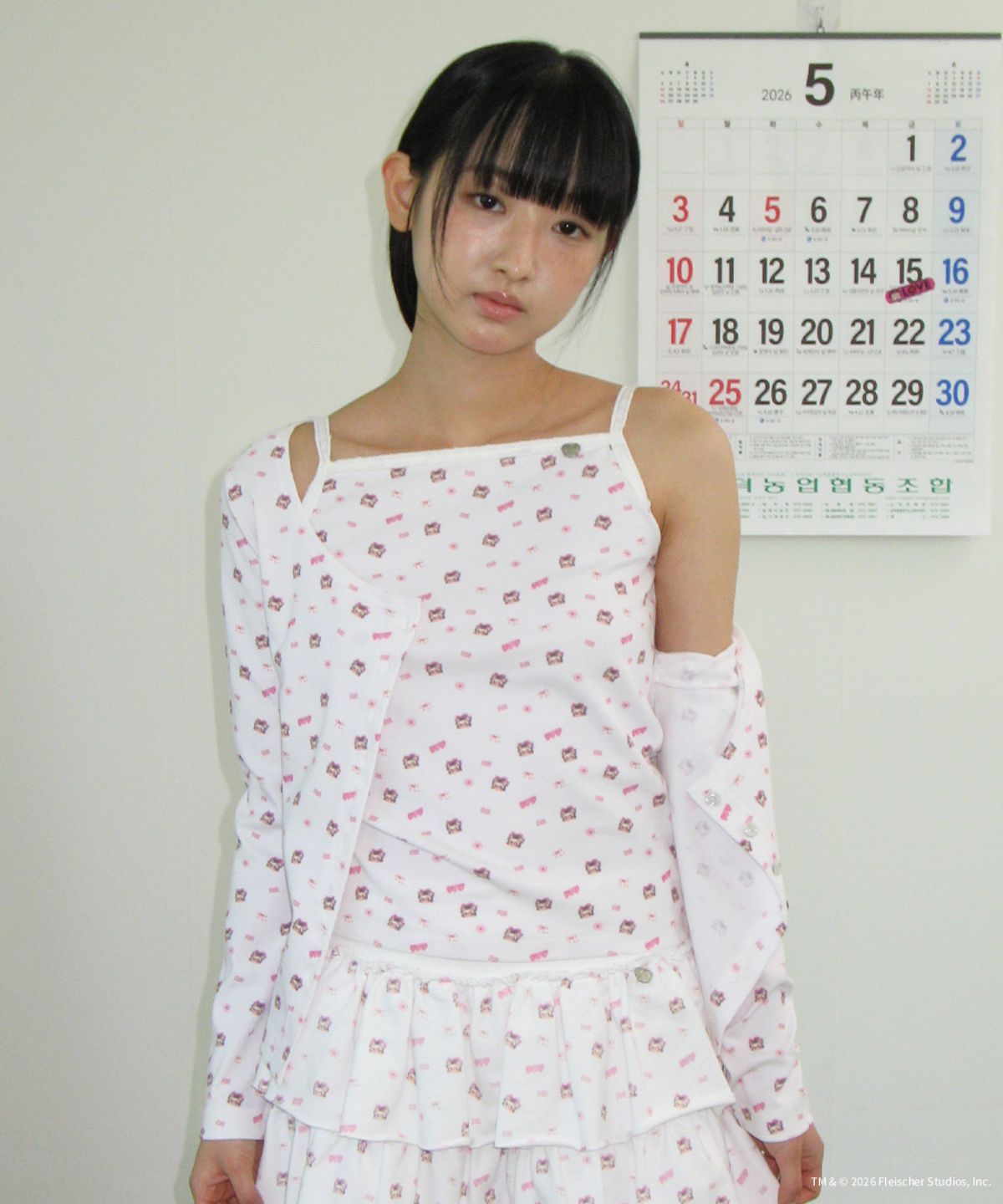 론론(RONRON) BETTY BOOP PATTERN LACE SQUARE SLEEVELESS WHITE