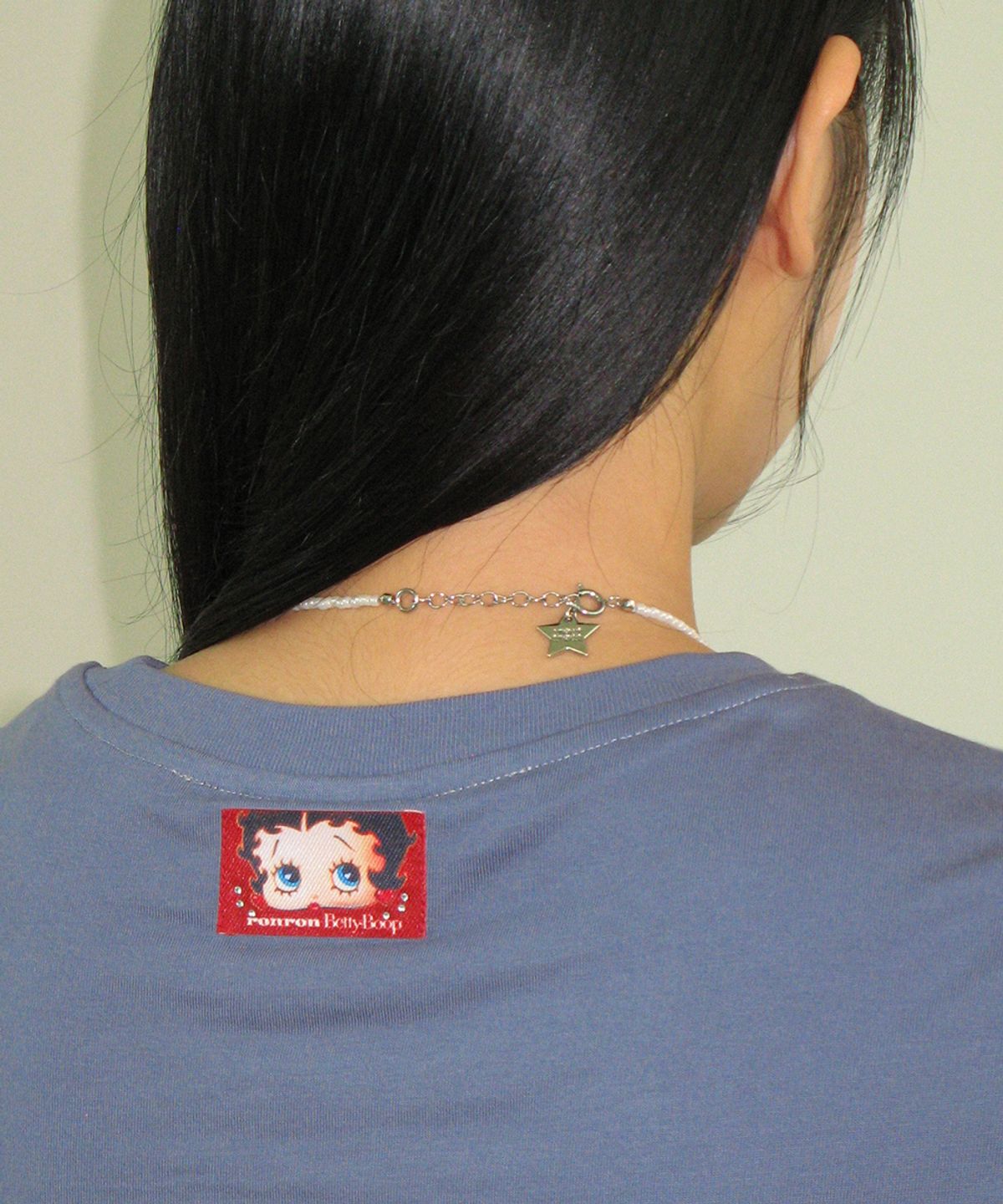 론론(RONRON) BETTY BOOP RIBBON APPLIQUE CROP T SHIRT NAVY