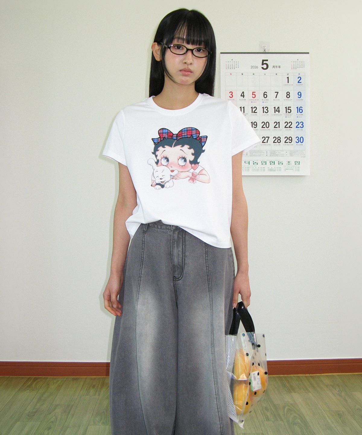 론론(RONRON) BETTY BOOP RIBBON APPLIQUE CROP T SHIRT WHITE