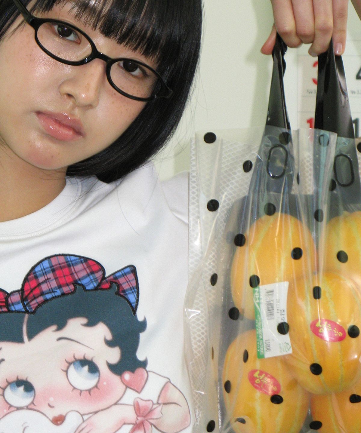 론론(RONRON) BETTY BOOP RIBBON APPLIQUE CROP T SHIRT WHITE