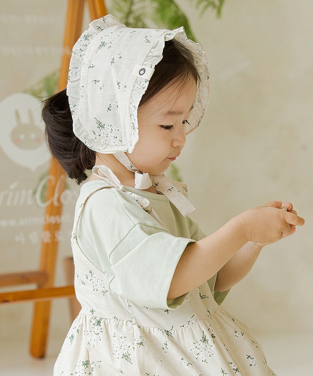 아림클로젯(ARIMCLOSET) 작은 발걸음이 귀여운 그녀의 시크릿 아이템 - 유아컬칩