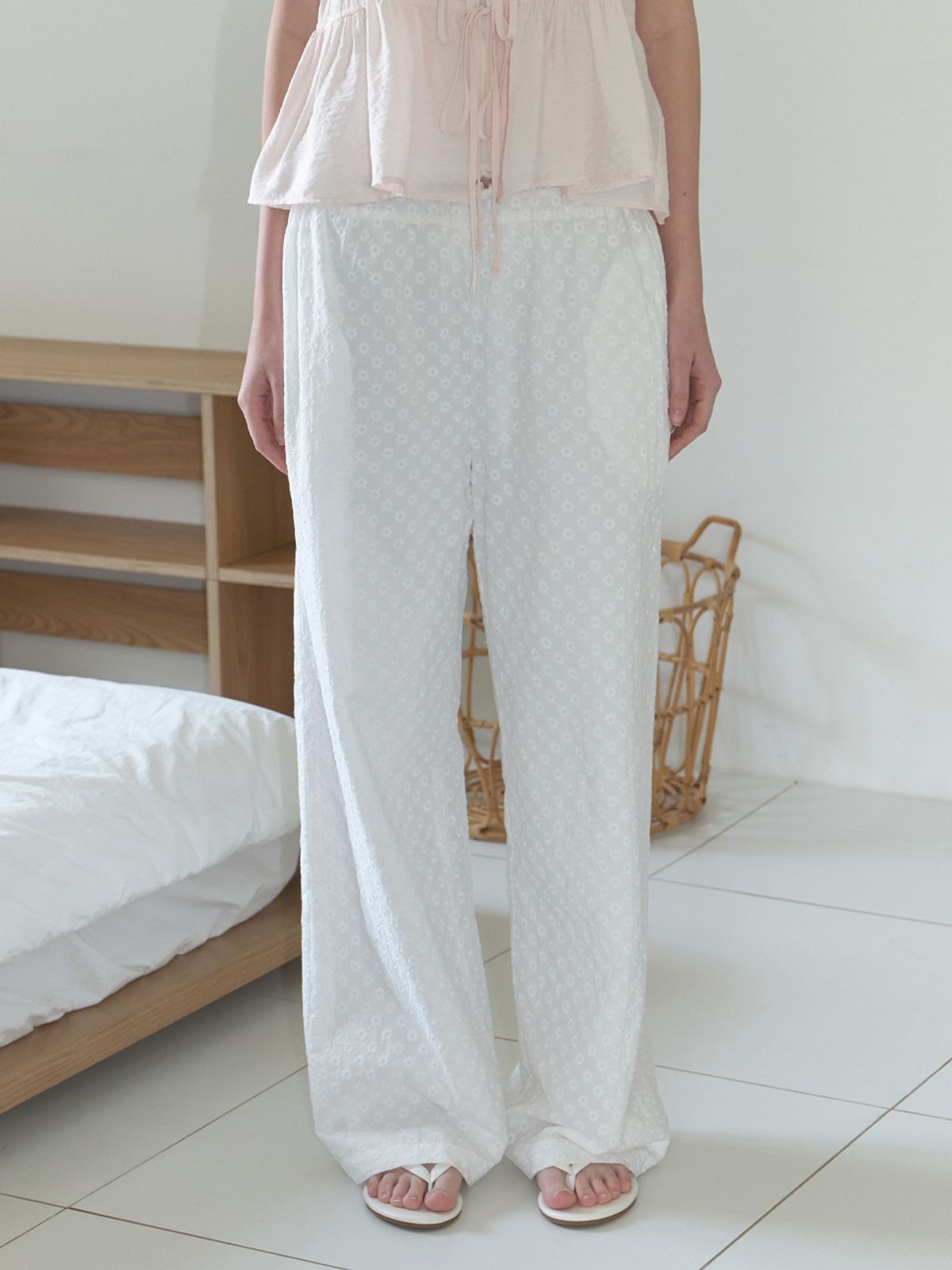 리엘(RE L) Flowering banding pants (white)