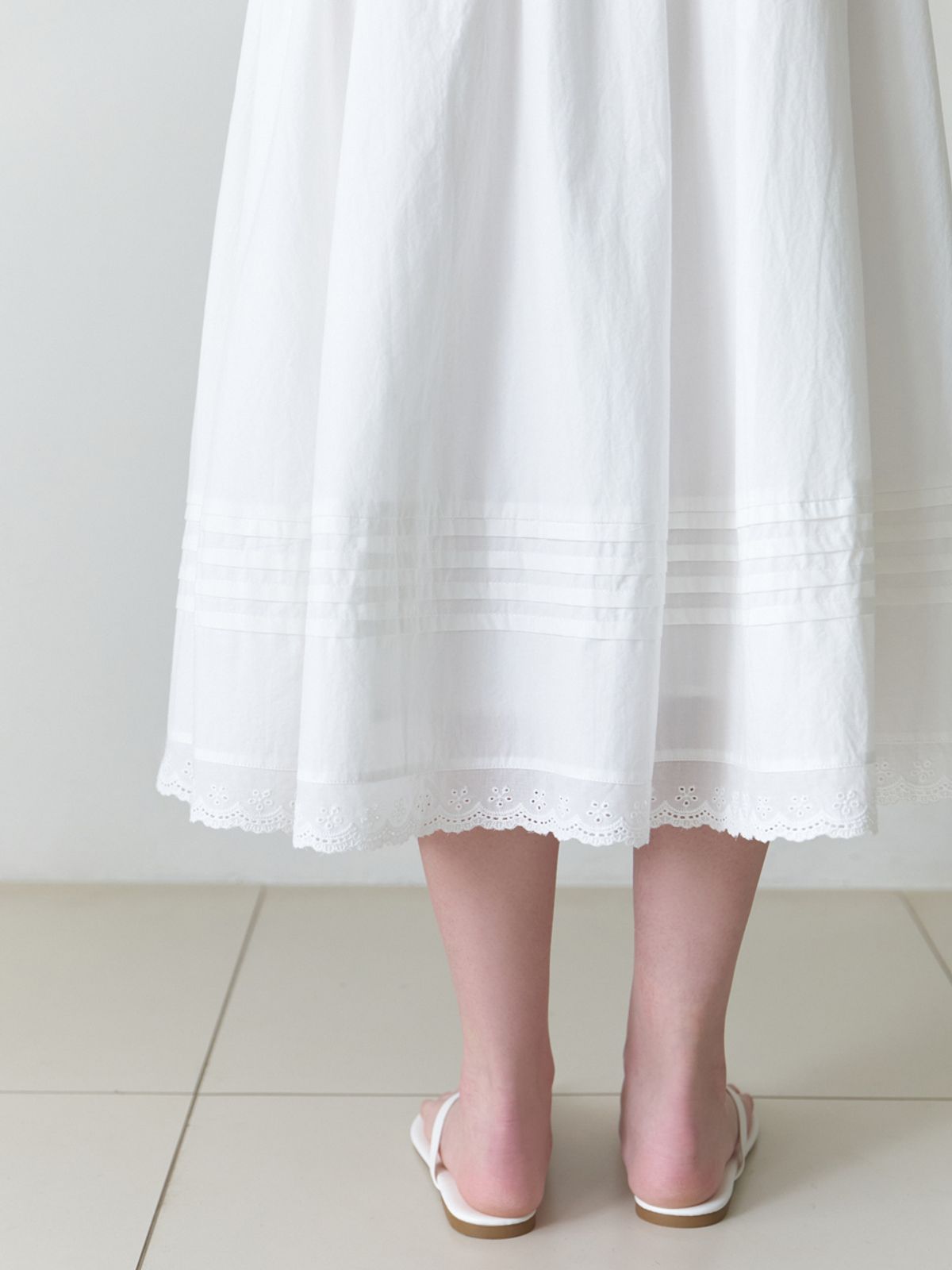 리엘(RE L) Vale lace pintuck skirt (white)