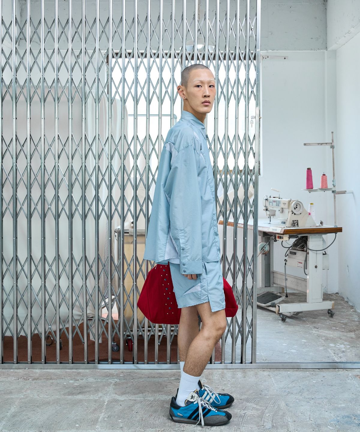 노쿨러스(NOSCOULEURS) UL NYLON SHORTS 09 LIGHT GREY