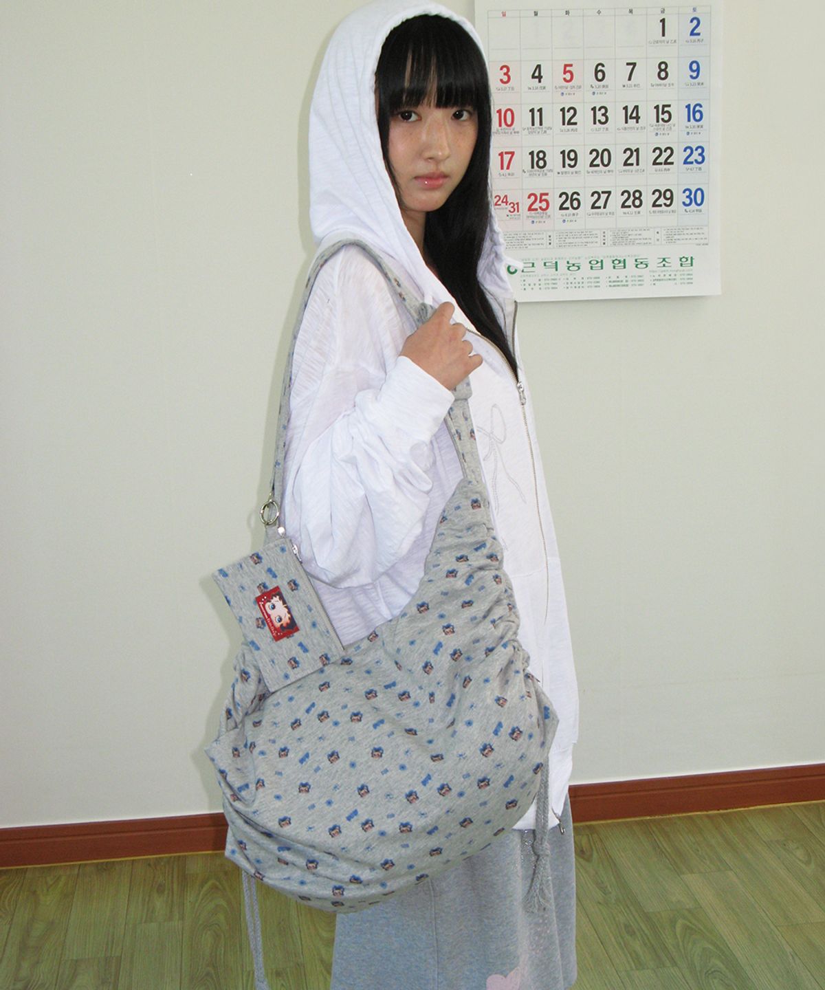 론론(RONRON) BETTY BOOP PATTERN STRING CROSS BAG GREY