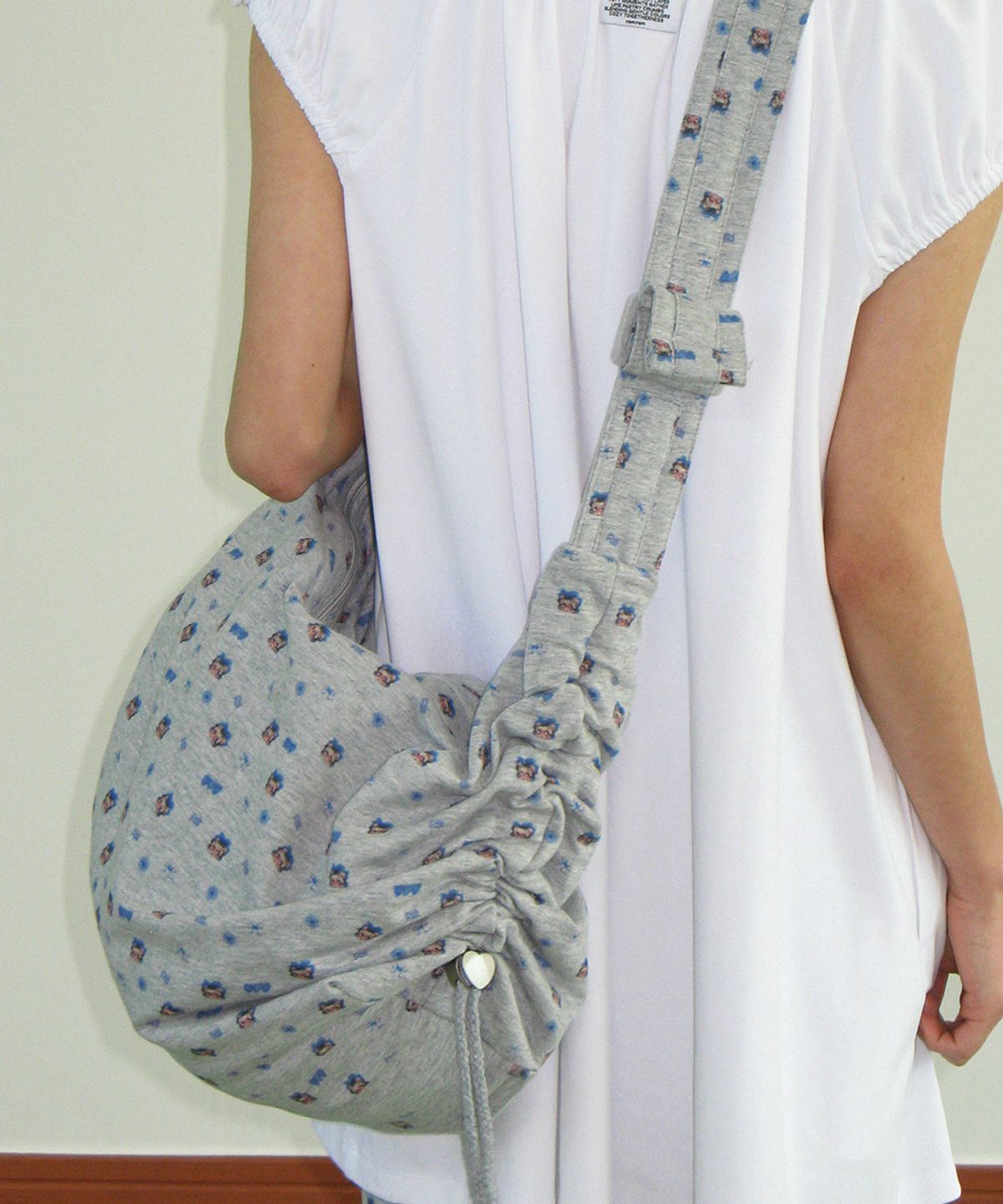 론론(RONRON) BETTY BOOP PATTERN STRING CROSS BAG GREY