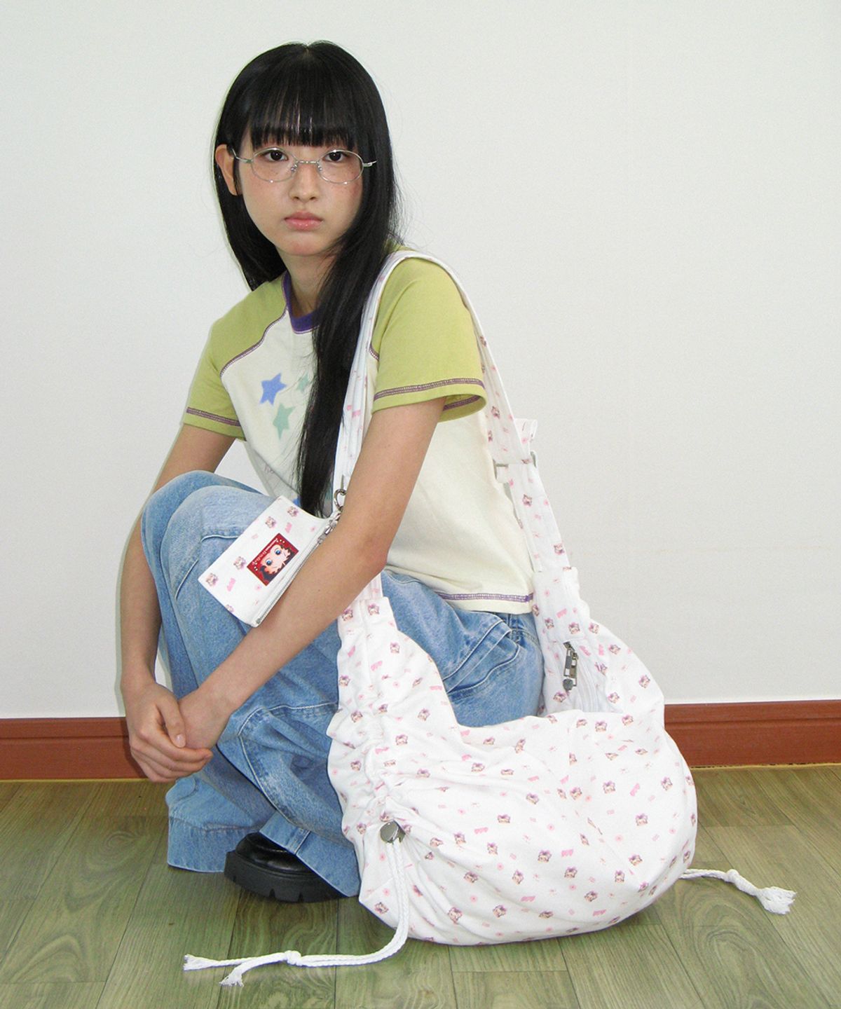 론론(RONRON) BETTY BOOP PATTERN STRING CROSS BAG WHITE