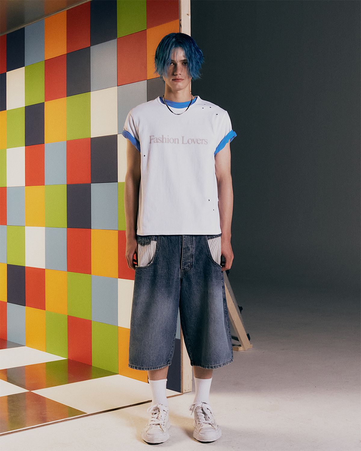 더뮤지엄비지터(THEMUSEUMVISITOR) STRIPE POCKET DENIM BERMUDA PANTS (BLUE)