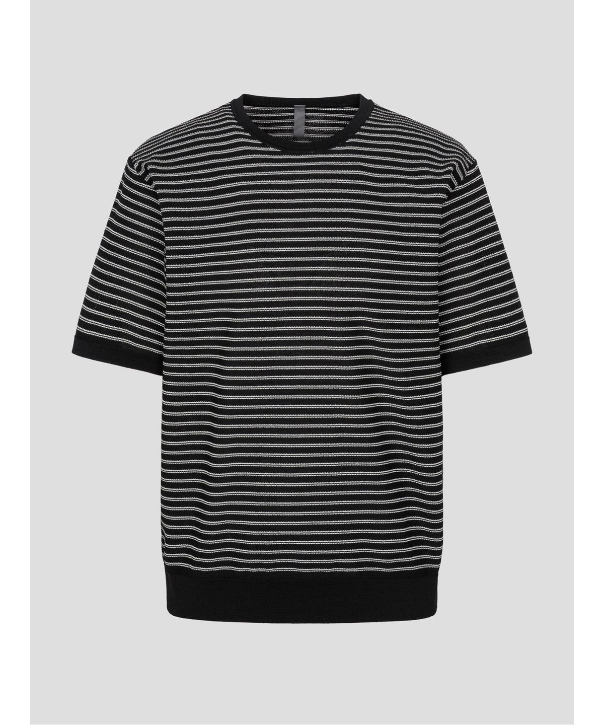 빈폴 멘(BEANPOLE MEN) 젠틀테크 캐주얼 핀스트라이프 라운드 니트  블랙