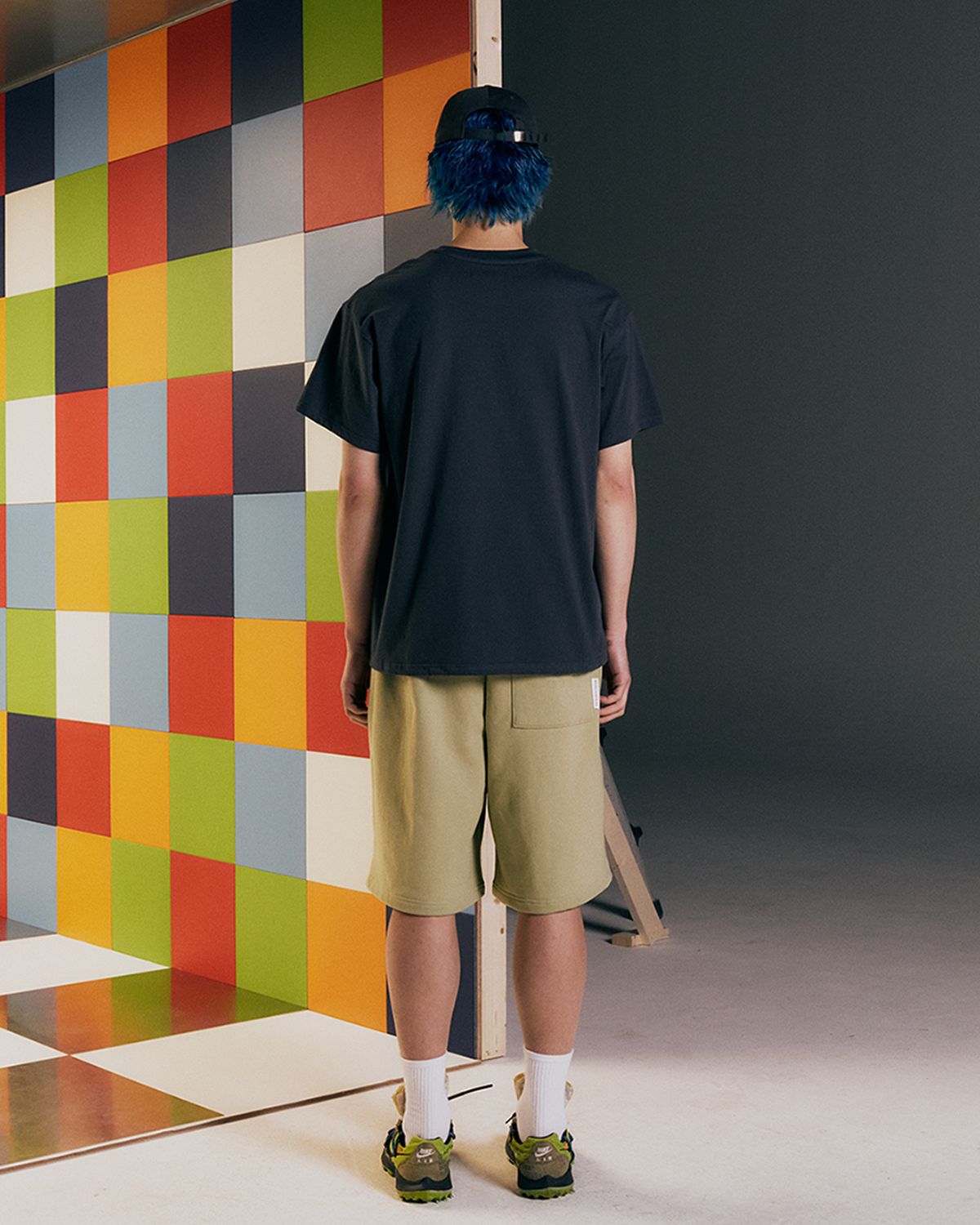 더뮤지엄비지터(THEMUSEUMVISITOR) 26 APPLIQUE BERMUDA PANTS (OLIVE)