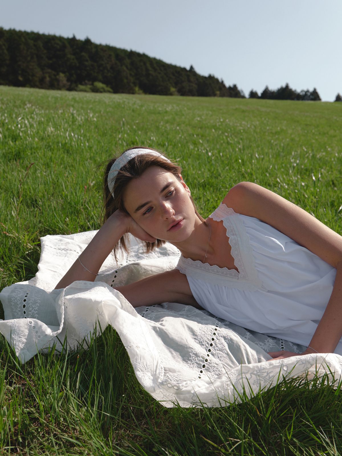 리엘(RE L) Veld lace mini dress (white)