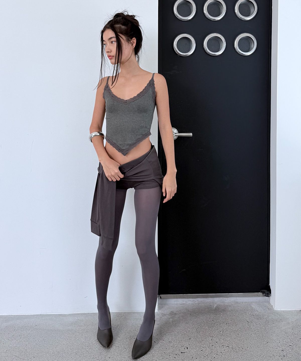오도어(ODOR) Tie short pants - Charcoal