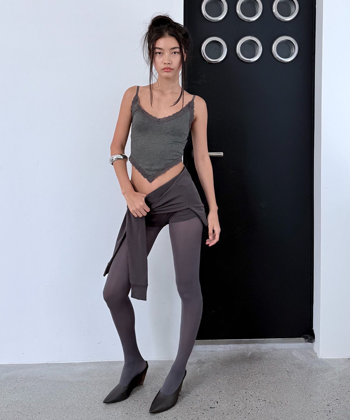 오도어(ODOR) Tie short pants - Charcoal