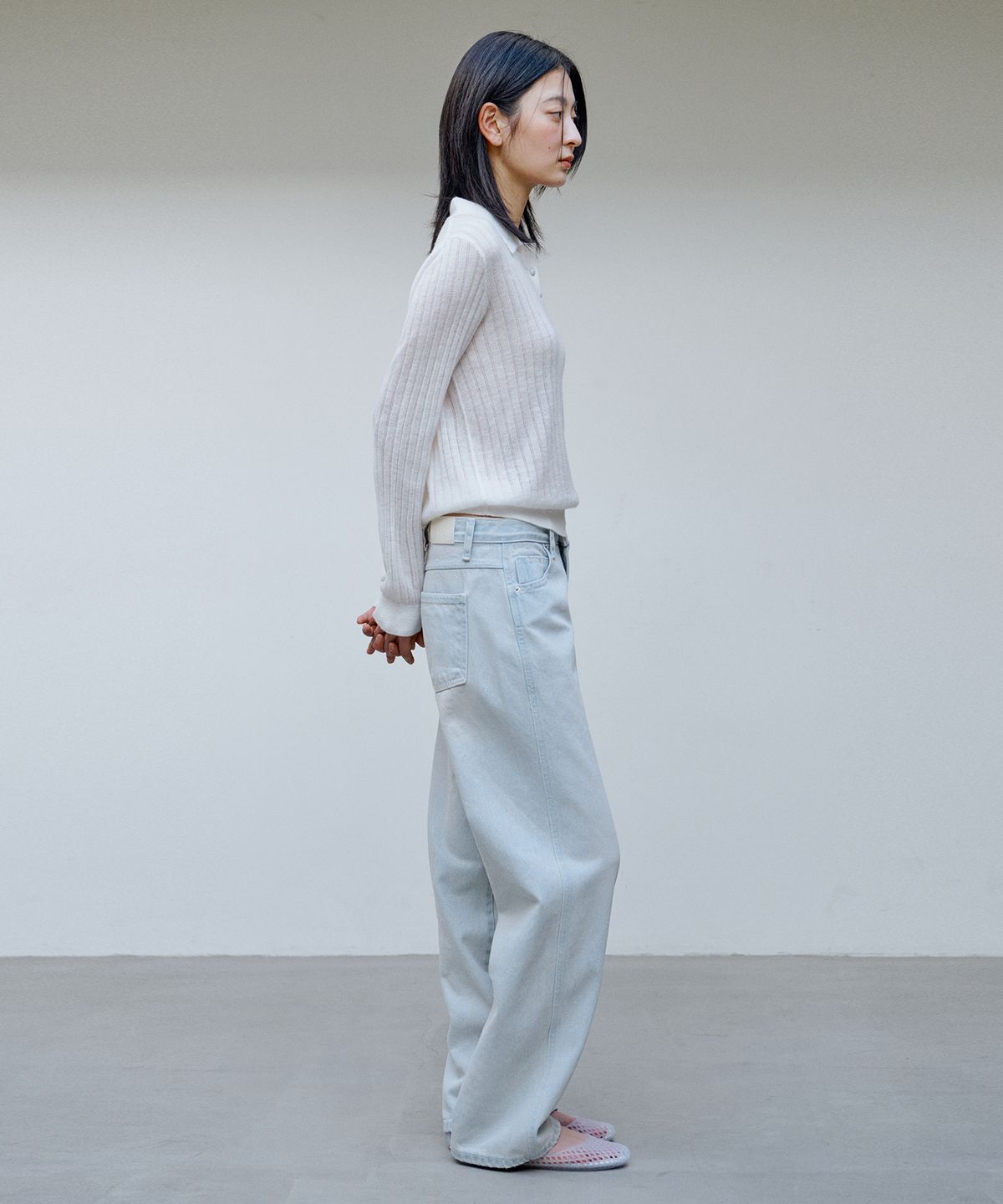 아위(AHWE) 라이트 블루 스트레이트 데님