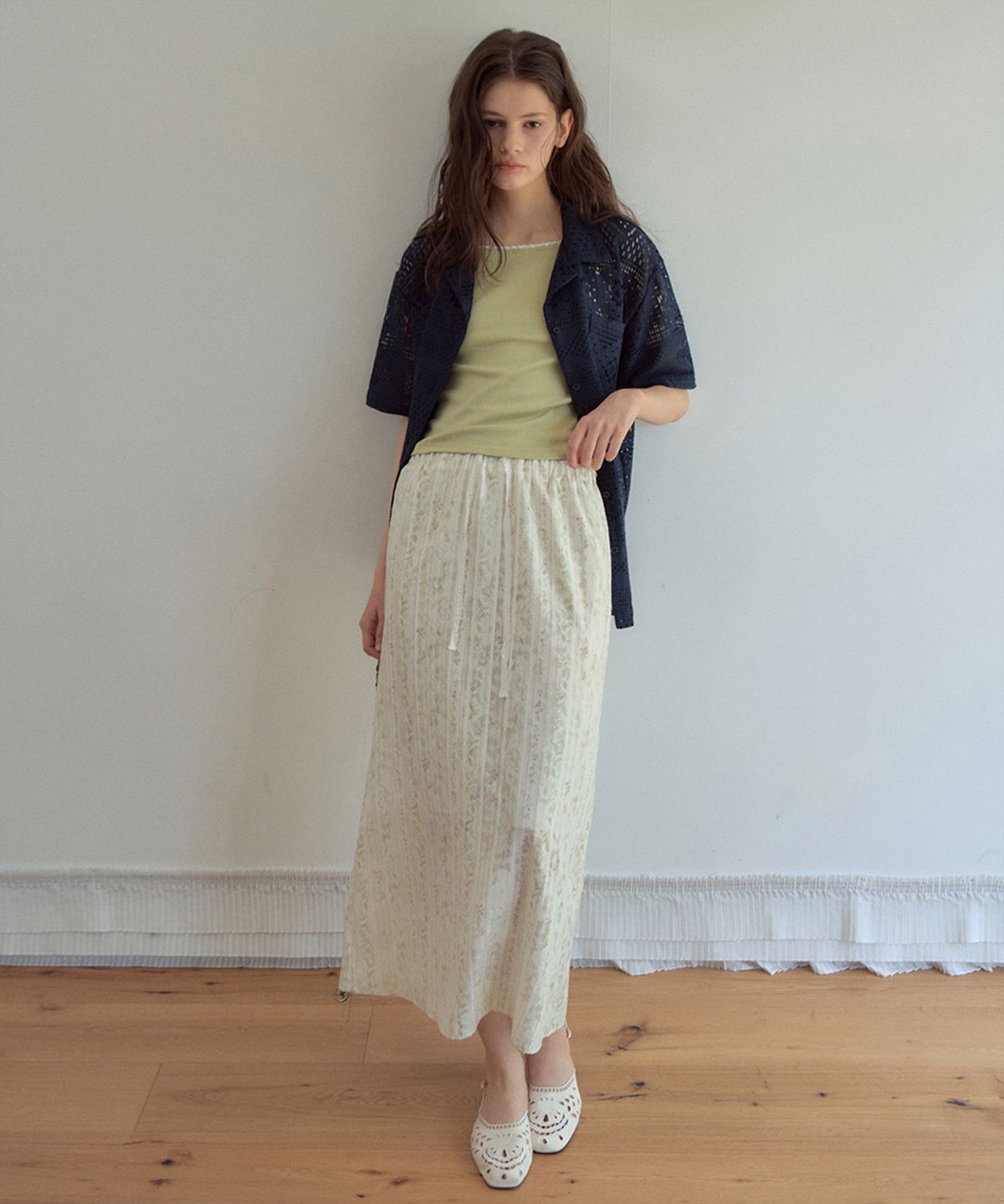아우어노스텔지아(OURNOSTALGIA) Lace Open Collar Half Shirt_Navy(OB6SH04)