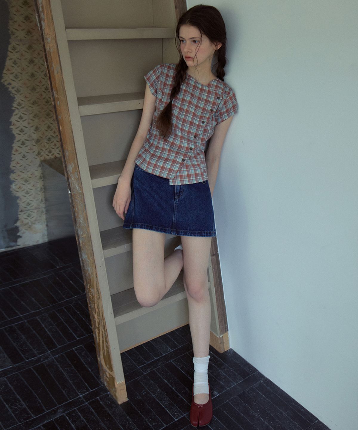 아우어노스텔지아(OURNOSTALGIA) Asymmetrical Check Half Shirt_Dark Red(OB6BL09)