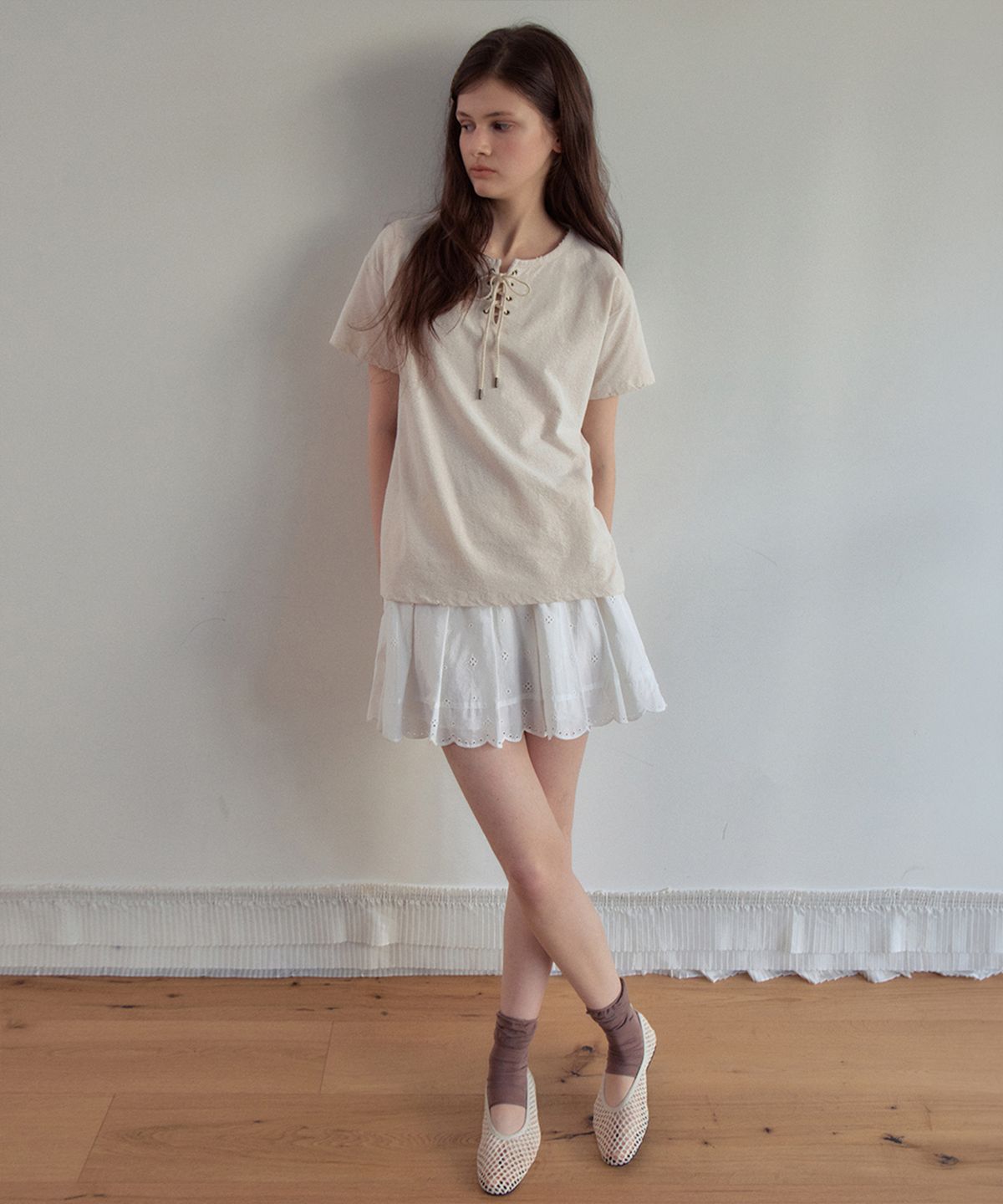아우어노스텔지아(OURNOSTALGIA) Vintage Eyelet Half T-Shirt_Beige(OB6TP13)