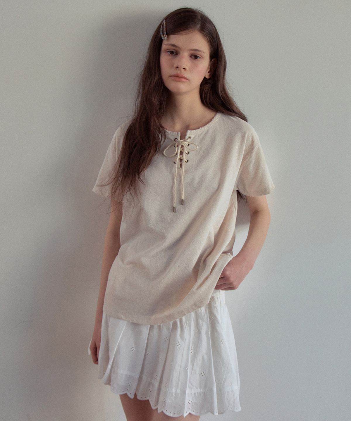 아우어노스텔지아(OURNOSTALGIA) Vintage Eyelet Half T-Shirt_Beige(OB6TP13)