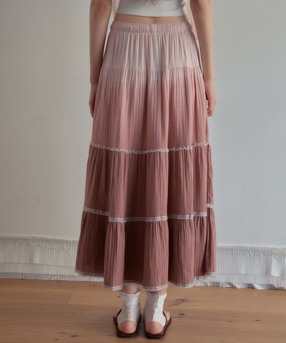아우어노스텔지아(OURNOSTALGIA) Gradient Lace Tiered Skirt_Pink(OB6SK11)