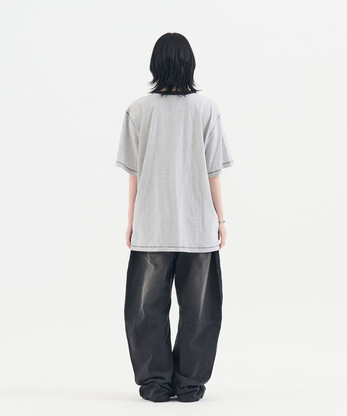 논타입(NONTYPE) RETRO STRIPE CONTRAST STITCH TEE (GREY)