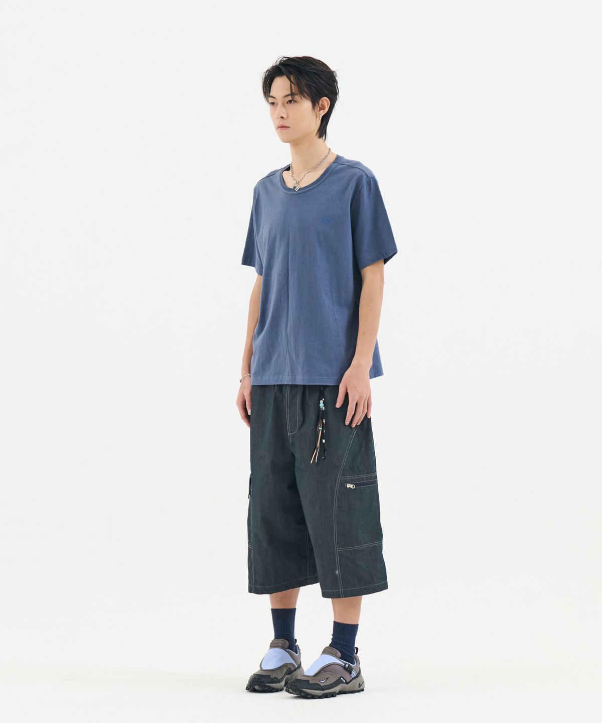 논타입(NONTYPE) FADE PRESENCE CROP TEE (NAVY)