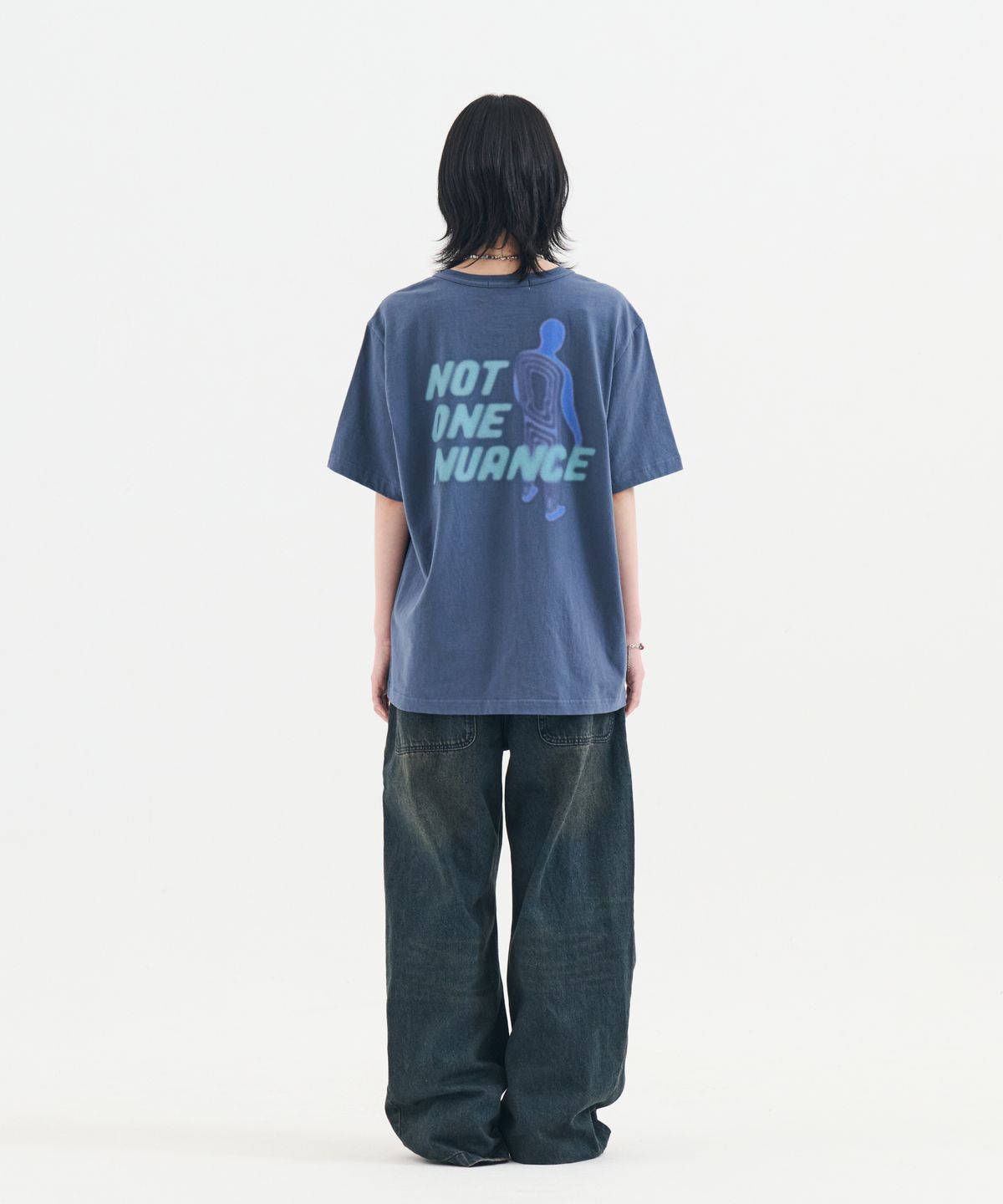 논타입(NONTYPE) FADE PRESENCE CROP TEE (NAVY)
