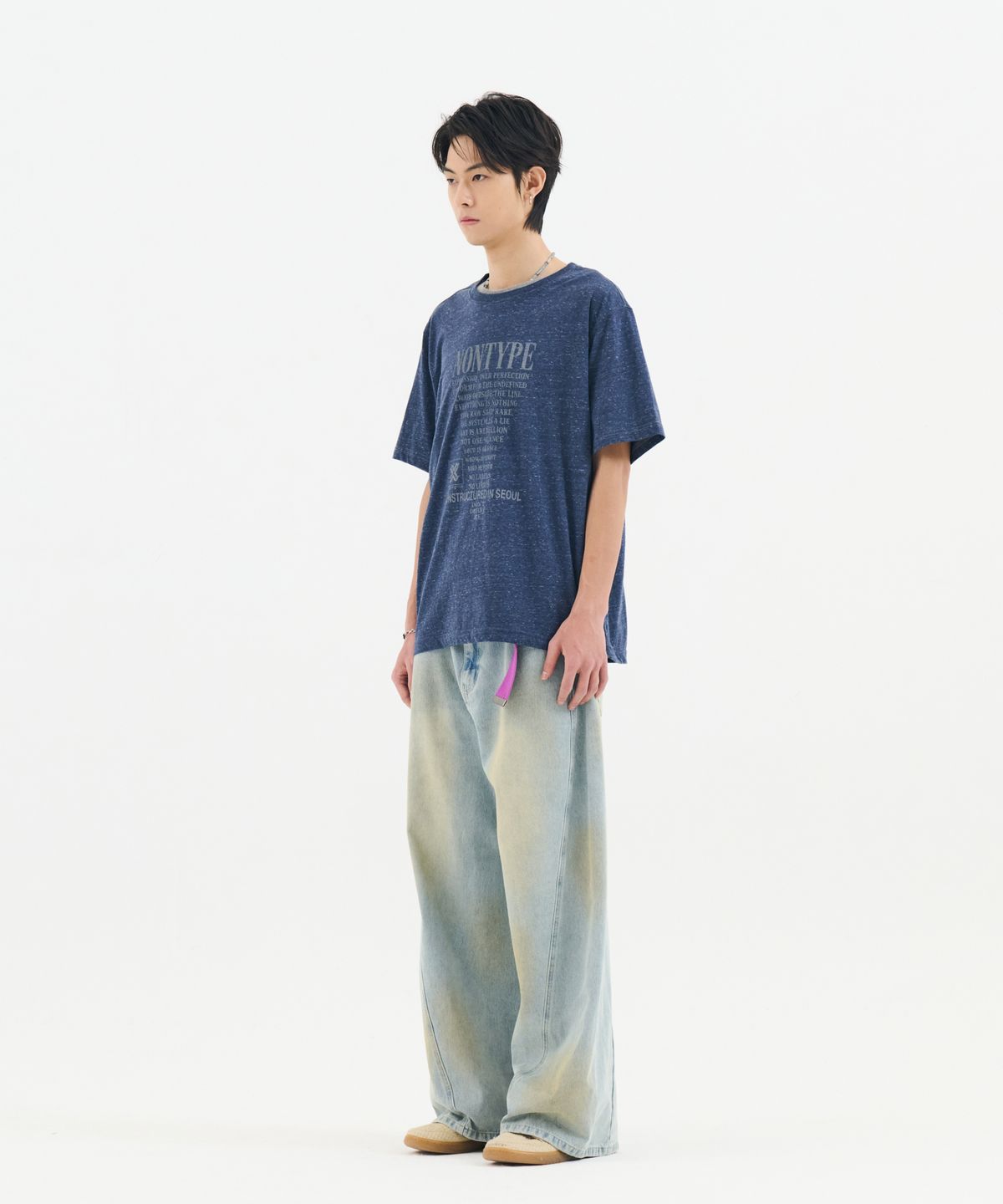 논타입(NONTYPE) CREDIT TEXT ROLL TEE (MELANGE NAVY)