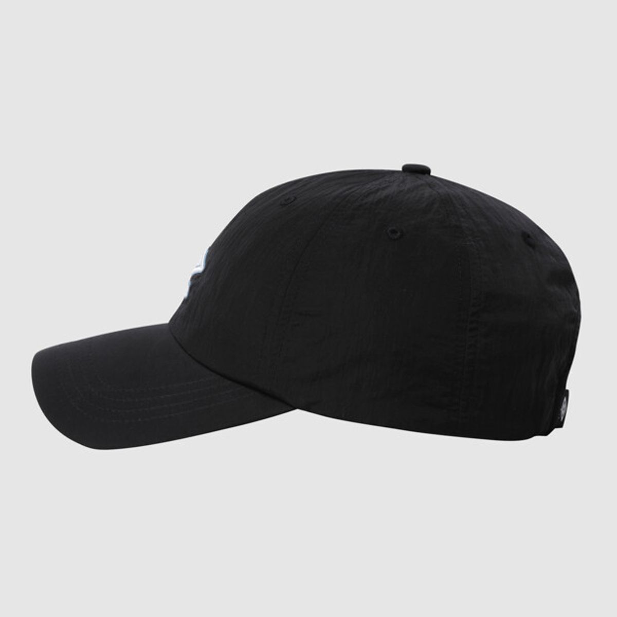 엄브로(UMBRO) 하이 메탈 볼캡 블랙 UR223CCP52