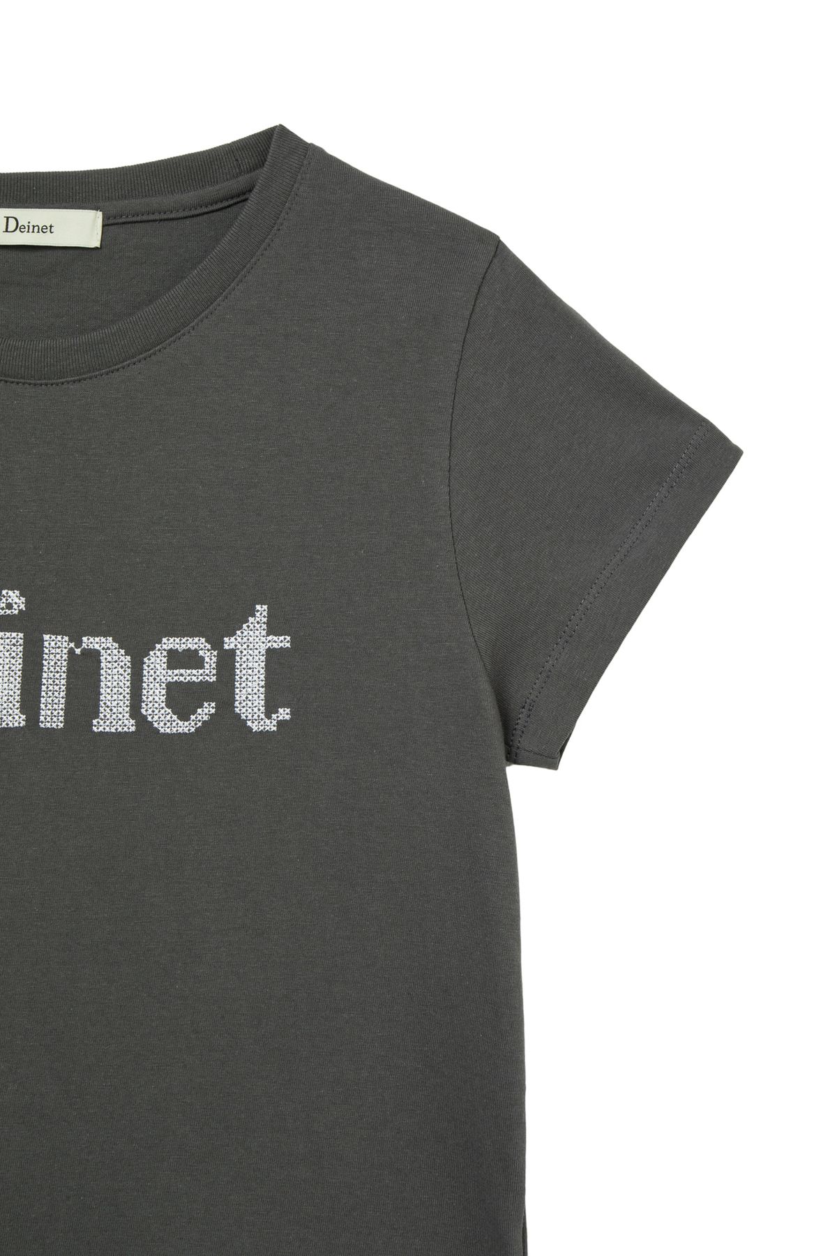 다이닛(DEINET) NEEDLE POINT T-SHIRT IN CHARCOAL