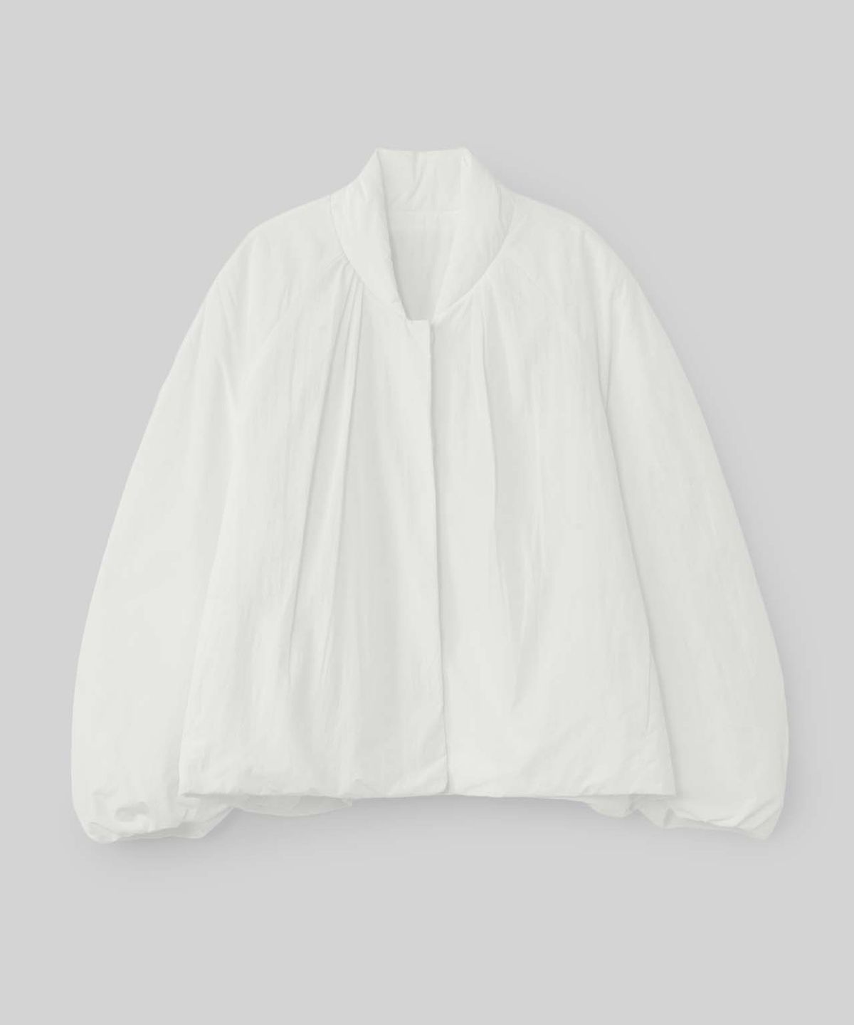 코스모스(COSMOSS) CURVED SHIRRING PUFF JACKET (WHITE)