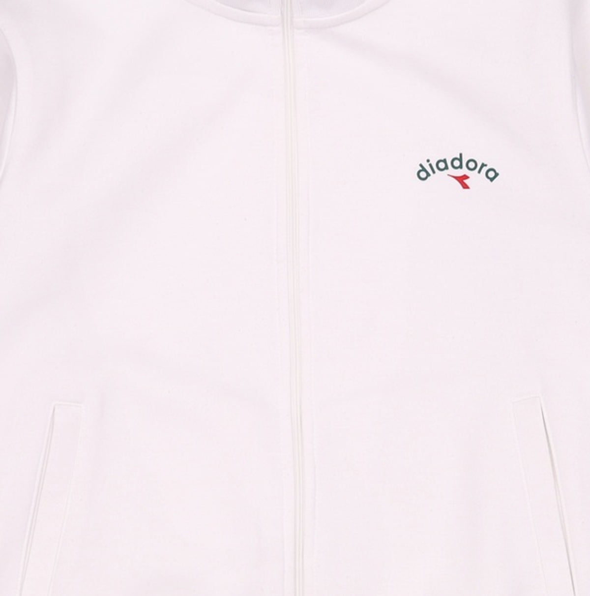 디아도라(diadora) 트레이닝 재킷 90