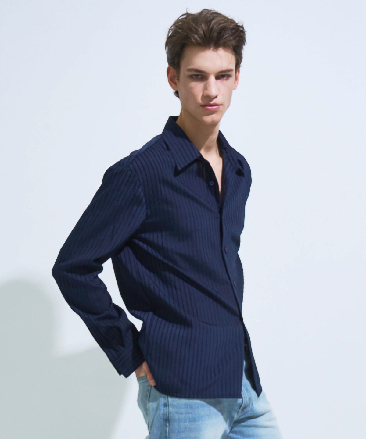 페크(PEQ) PINSTRIPE SHIRT (NAVY)