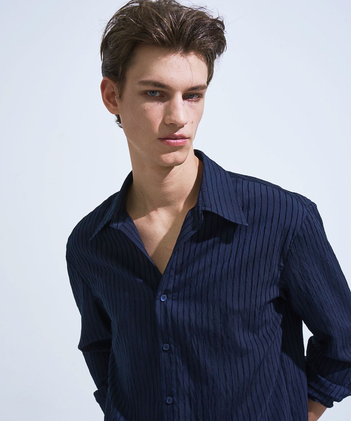 페크(PEQ) PINSTRIPE SHIRT (NAVY)