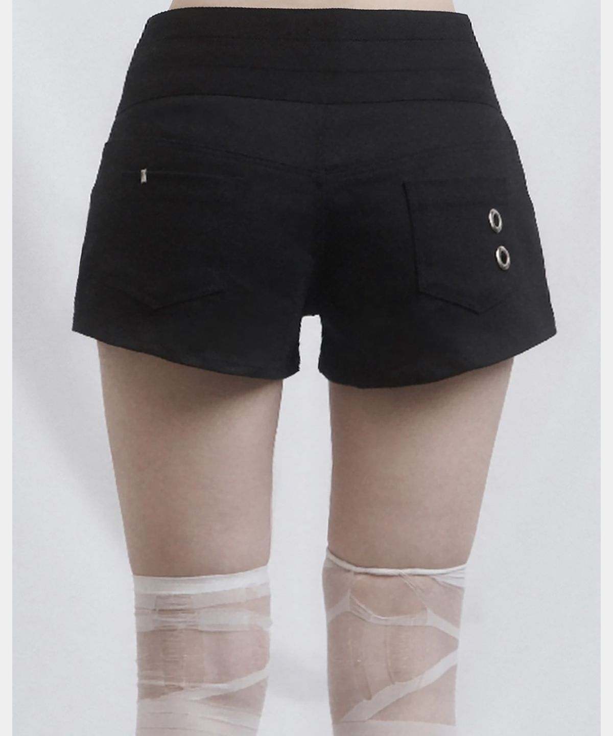 쇠아(SØAR) Clip zip placket short pants (BLACK)